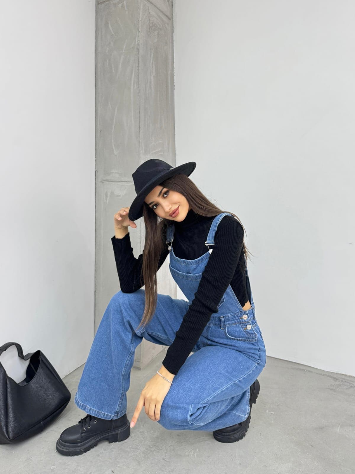 Vovikon KN Bahçıvan Mavi Ön Cepli Askılı Bol Paça Kadın Denim Tulum Vovikon KN Bahçıvan Mavi Ön Cepli Askılı Bol Paça Kadın Denim Tulum - Görsel 8