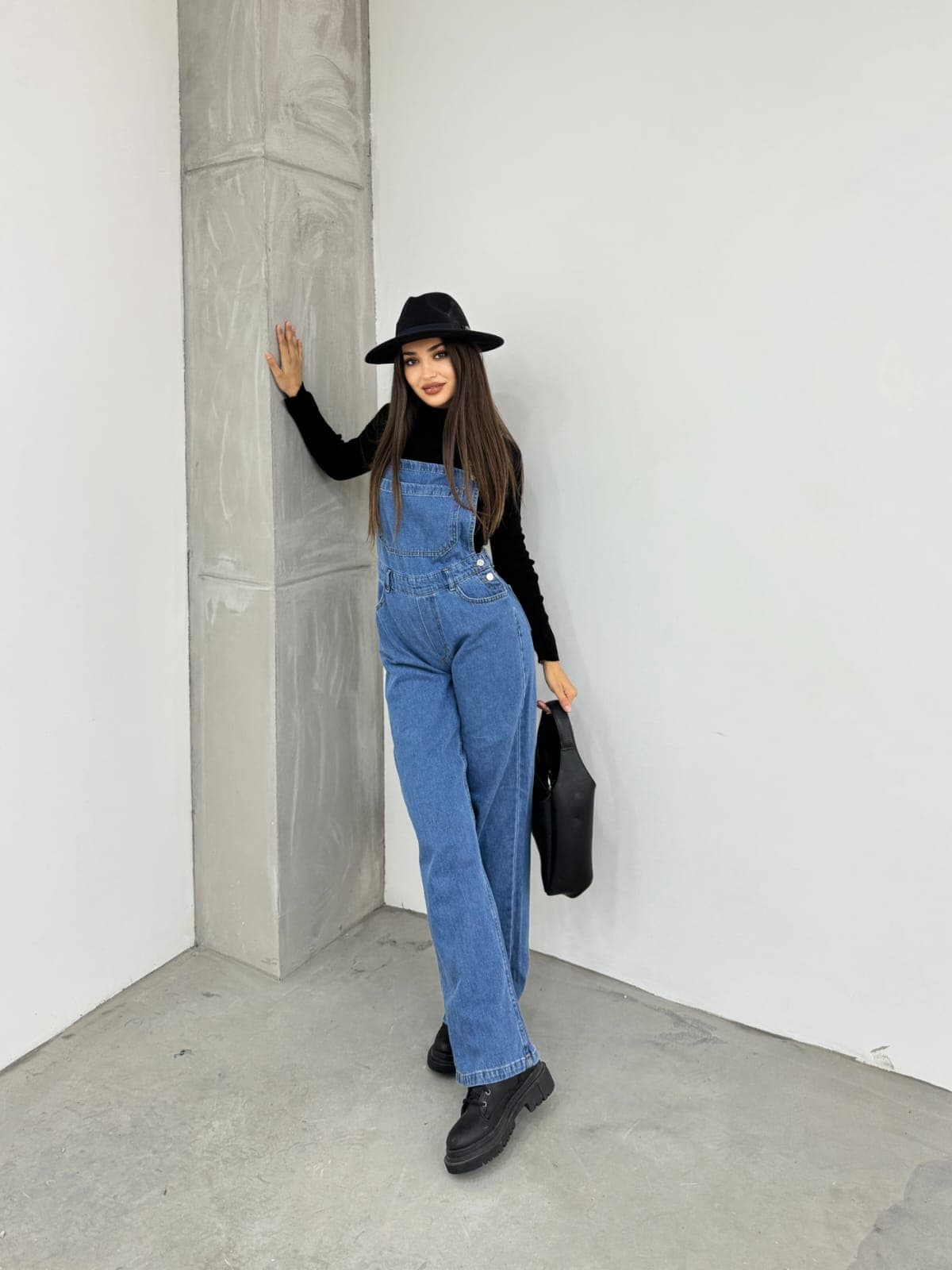 Vovikon KN Bahçıvan Mavi Ön Cepli Askılı Bol Paça Kadın Denim Tulum Vovikon KN Bahçıvan Mavi Ön Cepli Askılı Bol Paça Kadın Denim Tulum - Görsel 9